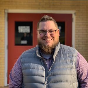 Meet your Posher, Lee